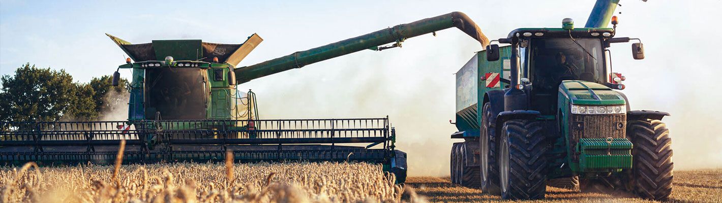 Mähdrescher und Traktor Branche Hydraulik Magnetbau Schramme 