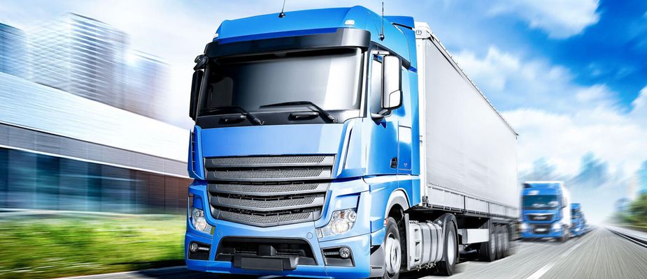 LKW auf einer Straße